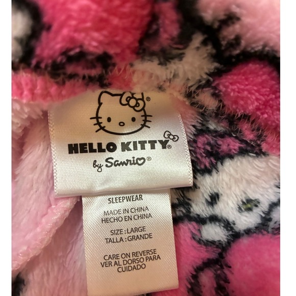 Hello Kitty Sanrio Pink Fleece Pajama Pants Polka Dot Bows Sleepwear - Picture 3 of 3